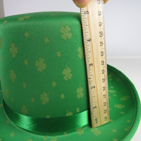St Patrick's Day Satin Fabric Top Hat with tone on tone shamrocks - Picture 8 of 12